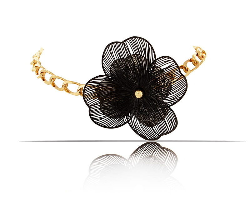 Naszyjnik z czarnym kwiatem (C23/JES/41AU-KOL)